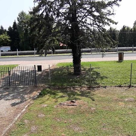 Rosy Apartman Apartment Vonyarcvashegy Bagian luar foto