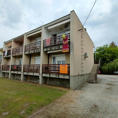 Rosy Apartman Apartment Vonyarcvashegy Bagian luar foto